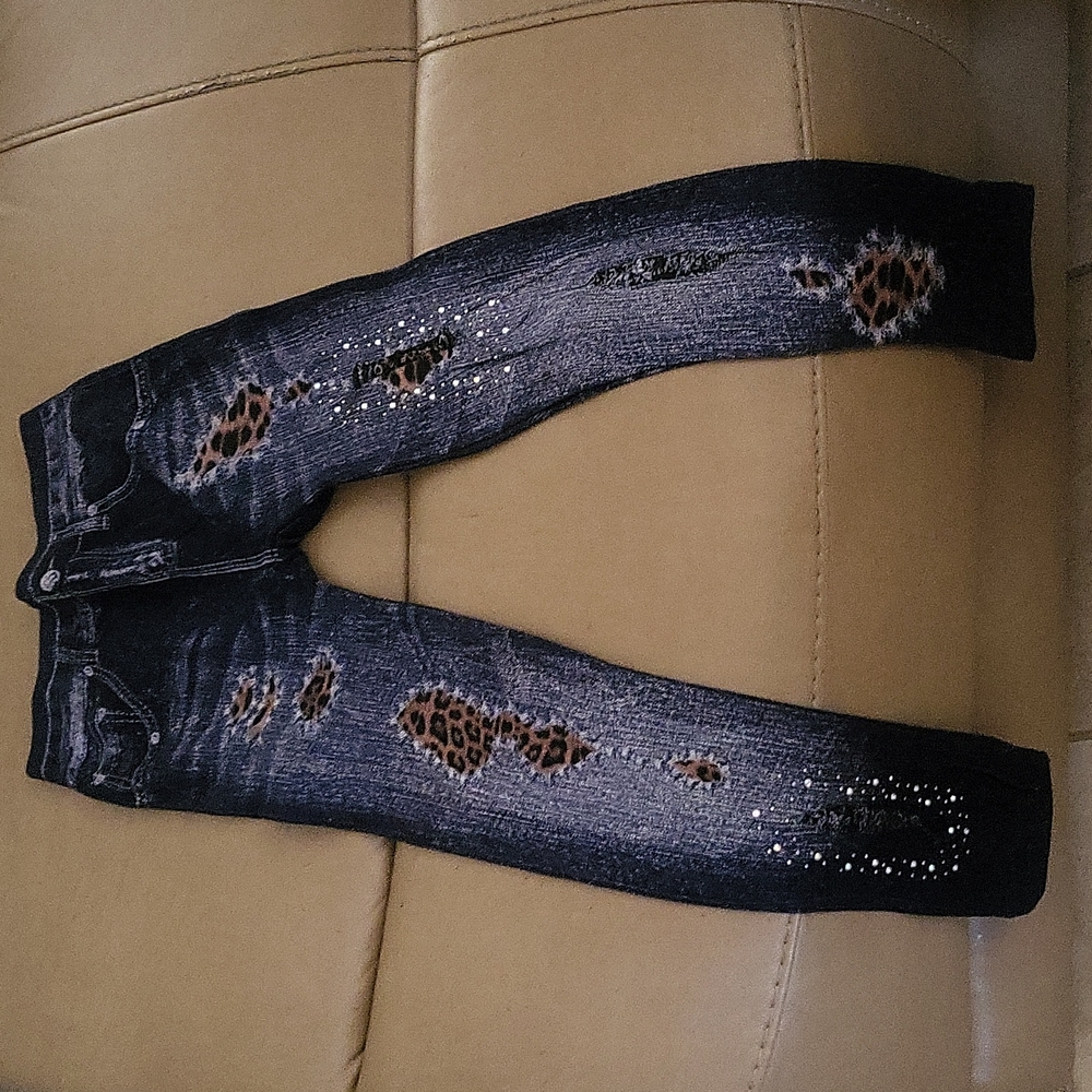 Designed Stretchy Legg ings - Picture 6 of 7
